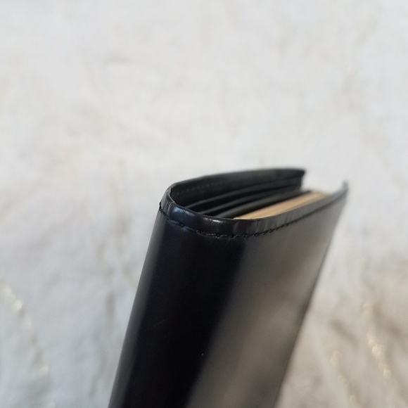 Authentic Burberry Leather Small Wallet - Picture 11 of 13